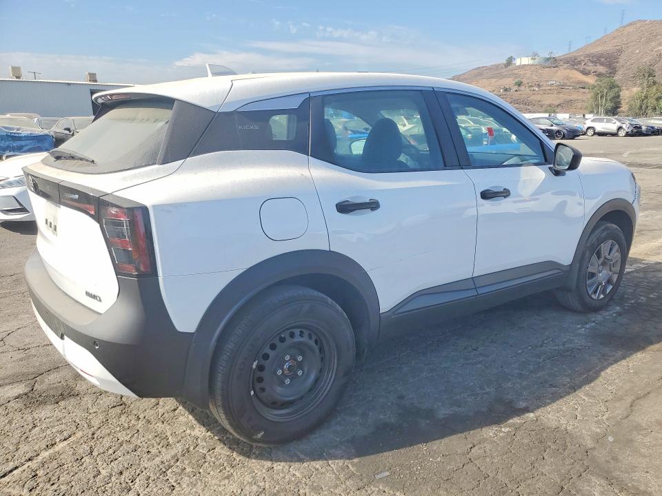 Photo 3 from auction – 2025 NISSAN KICKS with VIN 3N8AP6BB4SL379354