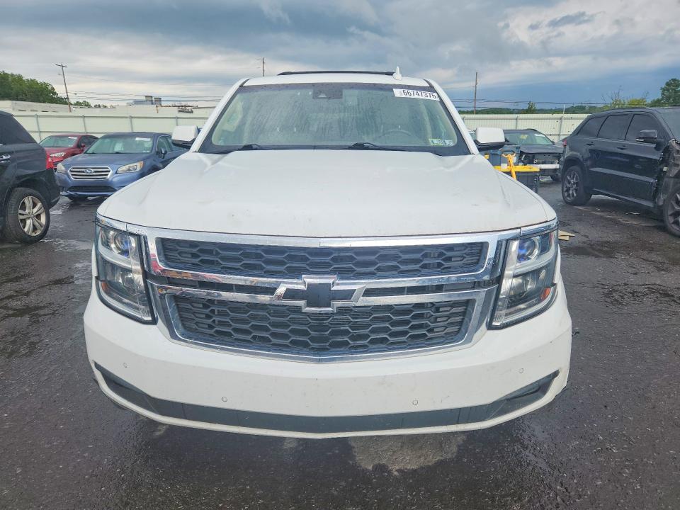 Photo 5 from auction – 2016 CHEVROLET SUBURBAN with VIN 1GNSKHKC7GR340784
