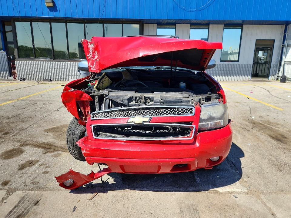 Photo 5 from auction – 2011 CHEVROLET AVALANCHE with VIN 3GNTKFE33BG132639