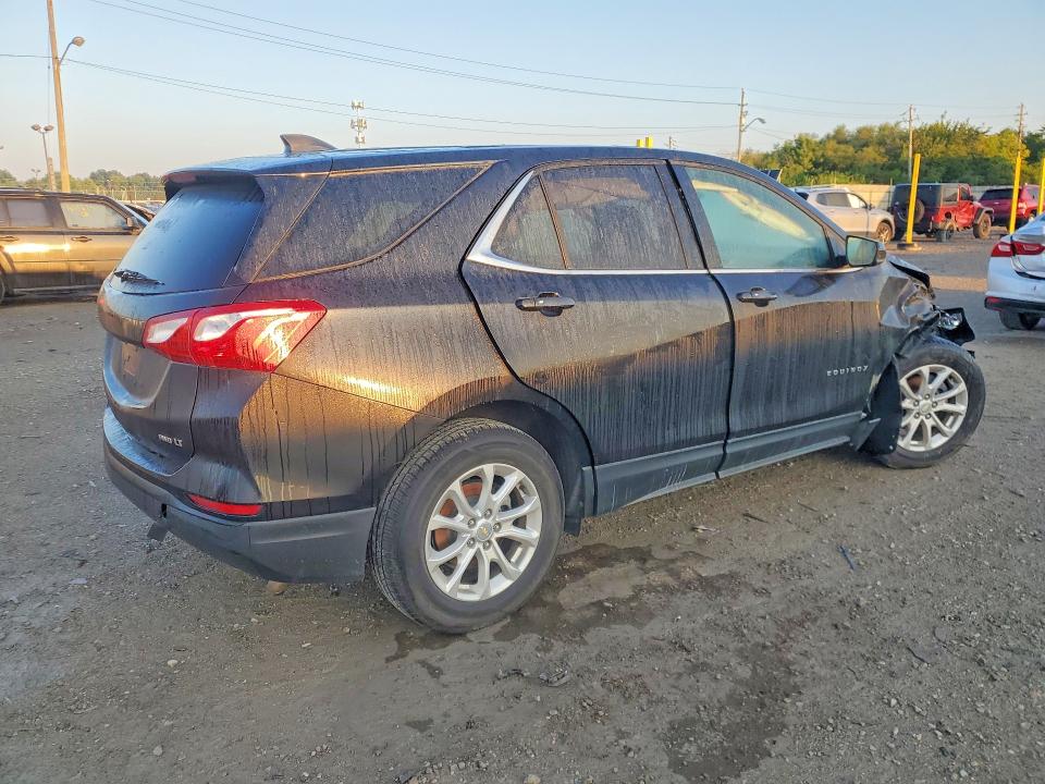 Photo 3 from auction – 2019 CHEVROLET EQUINOX with VIN 2GNAXUEV9K6202350