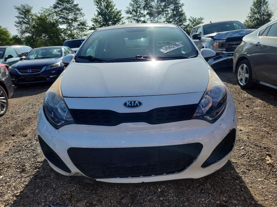 Photo 5 from auction – 2014 KIA RIO with VIN KNADM5A35E6420043