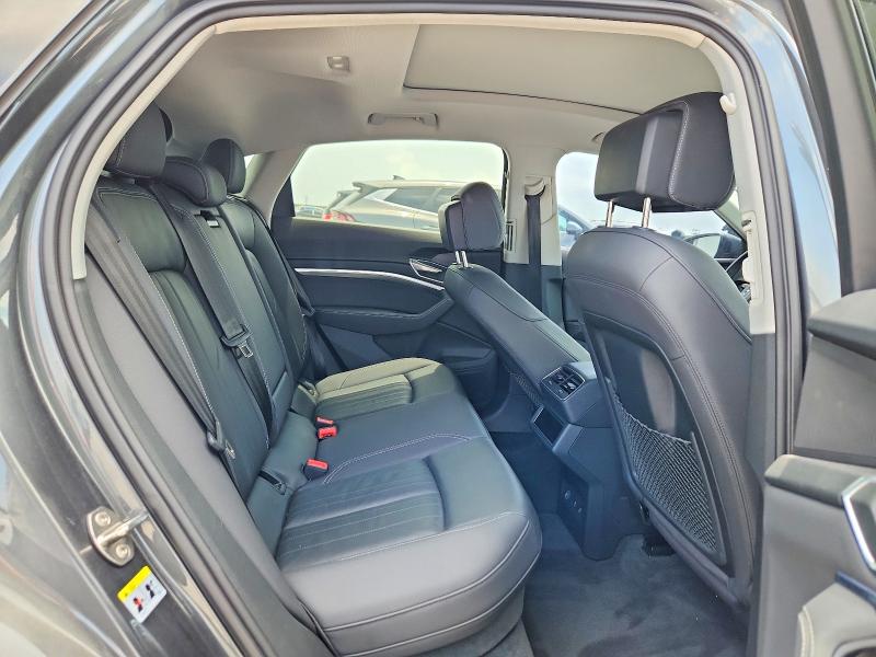 صورة رقم 11 من المزاد - 2021 AUDI E-TRON مع VIN WA11AAGE7MB010103