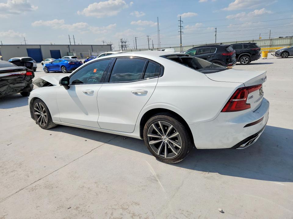 Photo 2 from auction – 2022 VOLVO S60 with VIN 7JRL12TZ2NG173955