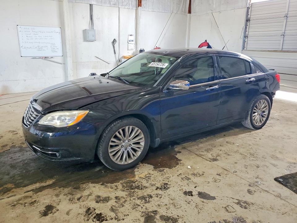 CHRYSLER 200 2011 with VIN 1C3BC2FB9BN500933 - Photo from auction