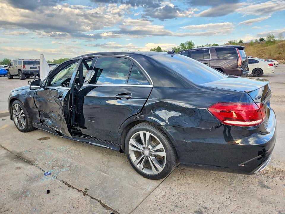 Photo 2 from auction – 2016 MERCEDES-BENZ E with VIN WDDHF8JB5GB300783