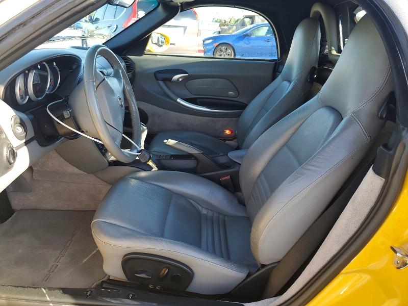 Photo 7 from auction – 2003 PORSCHE BOXSTER with VIN WP0CB29823U662090