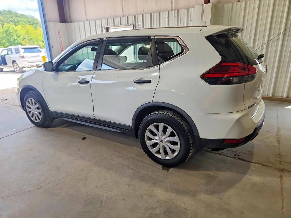 Photo 2 from auction – 2017 NISSAN ROGUE with VIN KNMAT2MV8HP614939