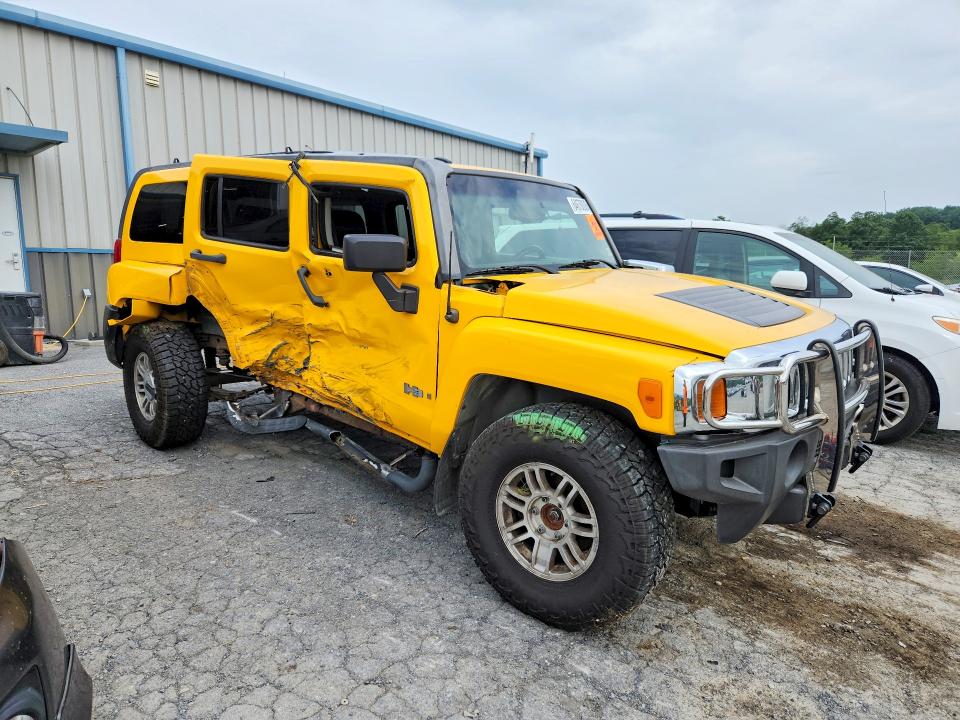 Photo 4 from auction – 2006 HUMMER H3 with VIN 5GTDN136668204541