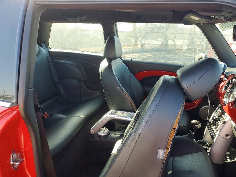 Photo 10 from auction – 2006 MINI COOPER with VIN WMWRE33536TJ34894