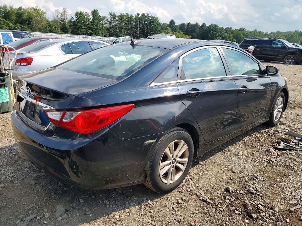 Photo 3 from auction – 2013 HYUNDAI SONATA with VIN 5NPEB4AC1DH795214