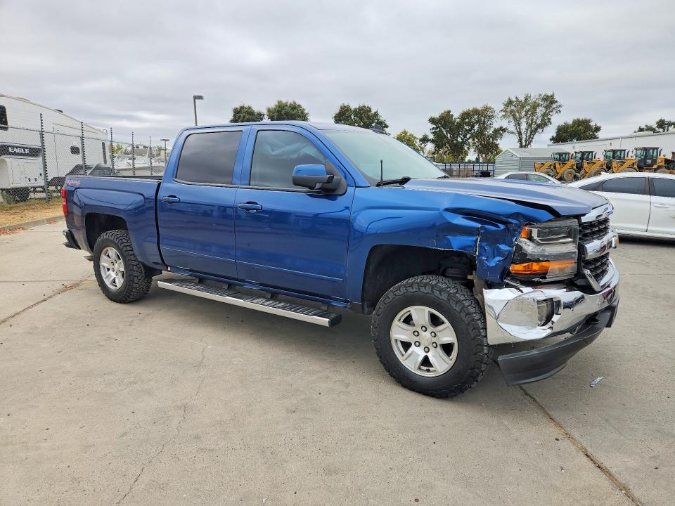 Photo 4 from auction – 2016 CHEVROLET SILVERADO with VIN 3GCUKREC7GG280993