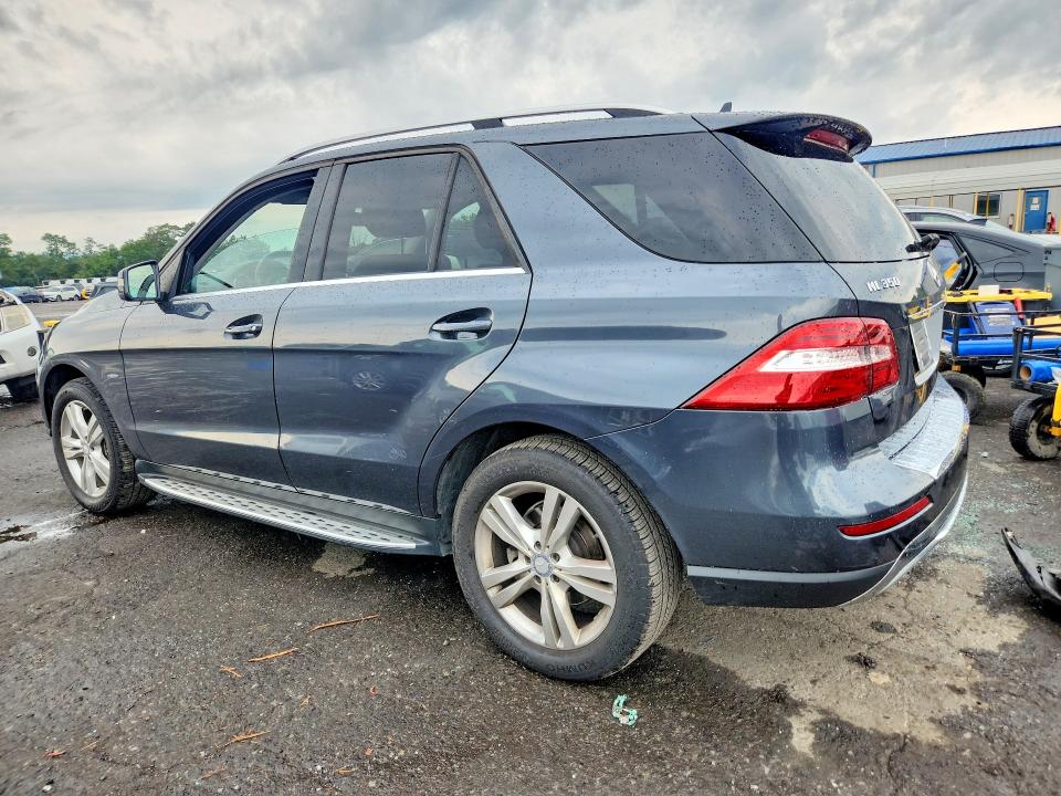 Photo 2 from auction – 2012 MERCEDES-BENZ ML with VIN 4JGDA5HB2CA042763