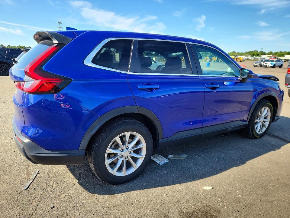 Photo 3 from auction – 2023 HONDA CR-V with VIN 2HKRS4H79PH428642