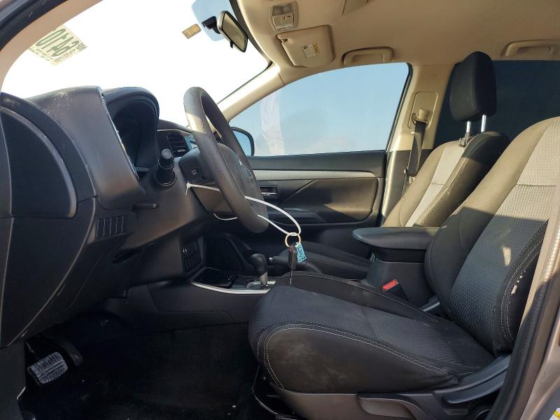 Photo 7 from auction – 2018 MITSUBISHI OUTLANDER with VIN JA4AD2A37JZ039334