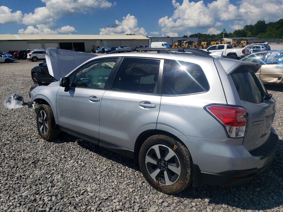 Photo 2 from auction – 2018 SUBARU FORESTER with VIN JF2SJAGC5JH586470