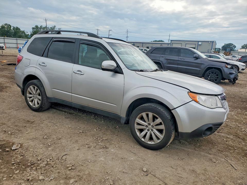 Photo 4 from auction – 2011 SUBARU FORESTER with VIN JF2SHBDC7BH726414