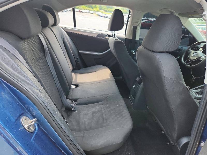 Photo 10 from auction – 2015 VOLKSWAGEN JETTA with VIN 3VW2K7AJ7FM346262