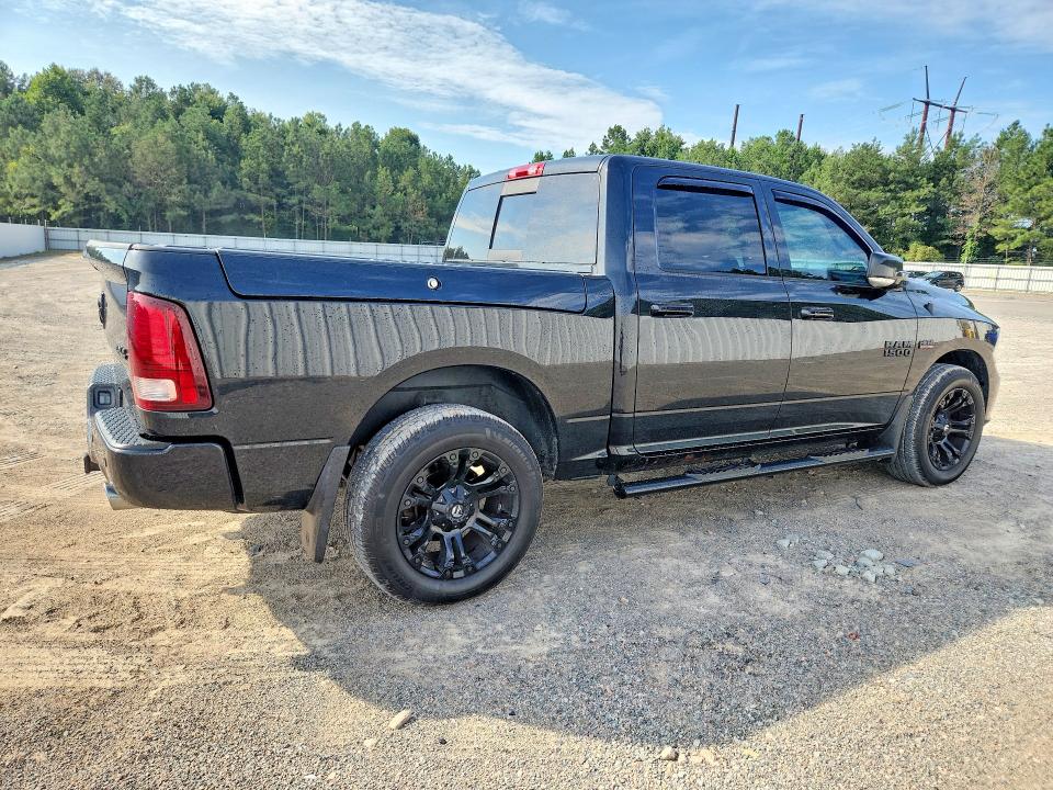 Фото 3 с аукциона – 2017 RAM 1500 с VIN 1C6RR7MTXHS687165