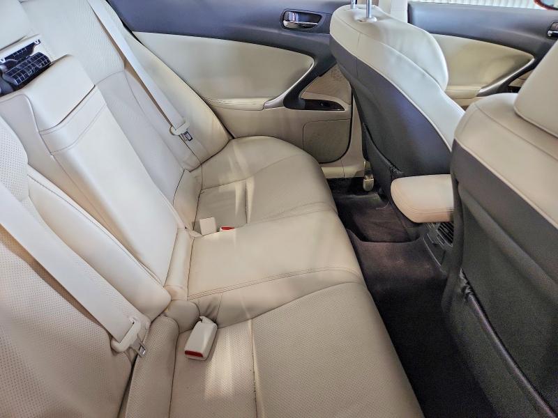 Photo 10 from auction – 2010 LEXUS IS with VIN JTHCF5C20A5041544