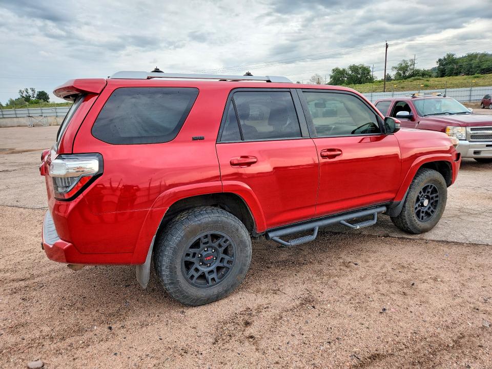 Photo 3 from auction – 2016 TOYOTA 4RUNNER with VIN JTEBU5JR2G5292055