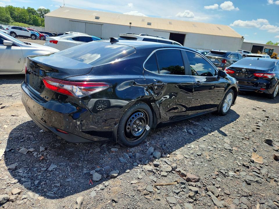 Photo 3 from auction – 2024 TOYOTA CAMRY with VIN 4T1C11AK5RU200499