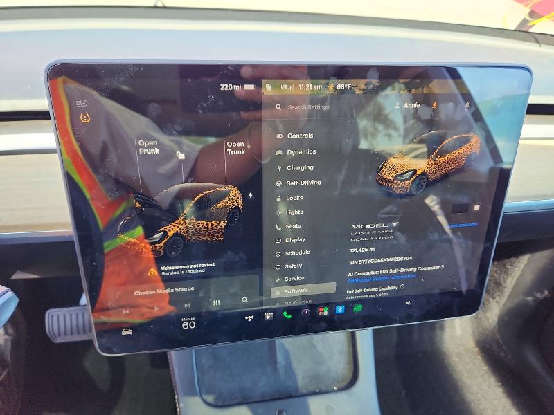 Photo 9 from auction – 2021 TESLA MODEL Y with VIN 5YJYGDEEXMF206704