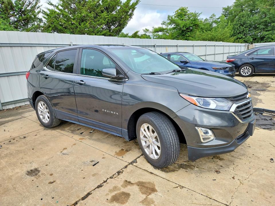 Photo 4 from auction – 2021 CHEVROLET EQUINOX with VIN 3GNAXKEV7ML366120
