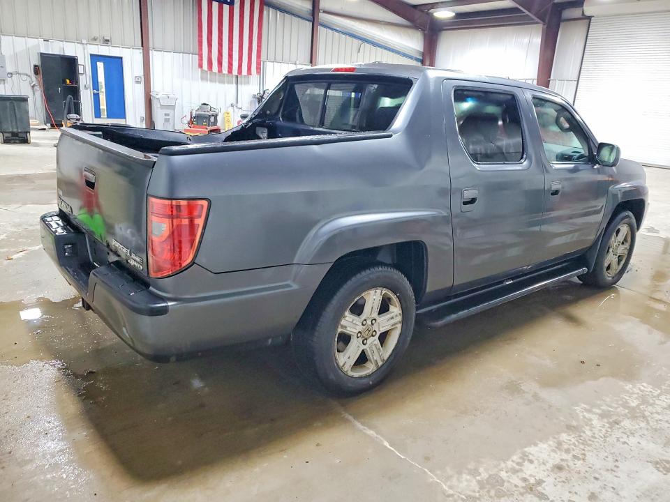 Photo 3 from auction – 2011 HONDA RIDGELINE with VIN 5FPYK1F55BB006538