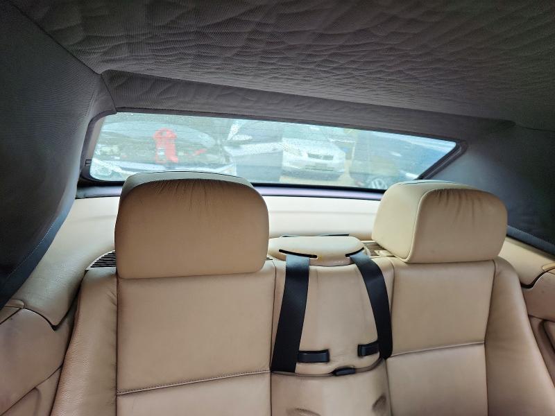 Photo 10 from auction – 2005 BMW 330 with VIN WBABW53415PL52972