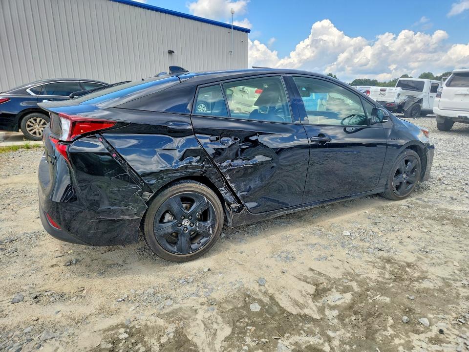 Photo 3 from auction – 2022 TOYOTA PRIUS with VIN JTDKAMFU8N3161550