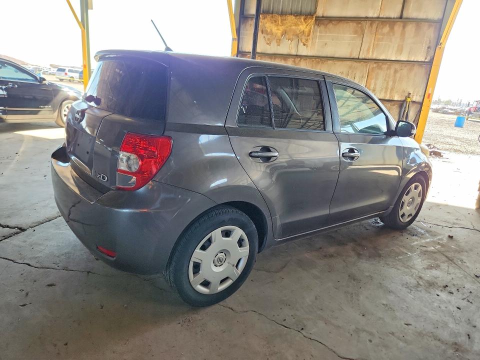 Photo 3 from auction – 2010 SCION XD with VIN JTKKU4B49AJ057628