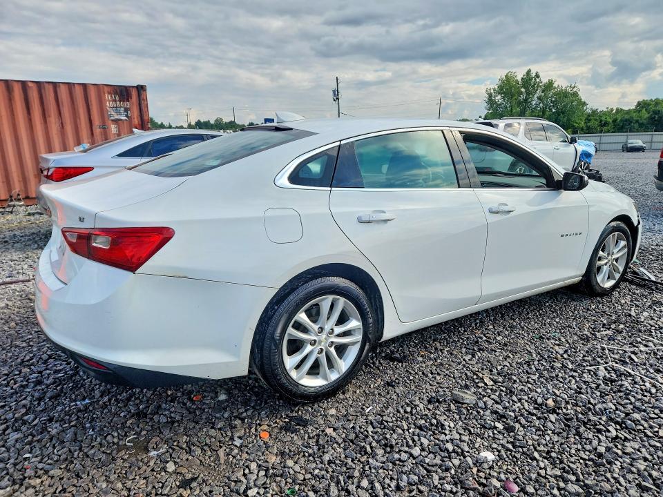 Photo 3 from auction – 2017 CHEVROLET MALIBU with VIN 1G1ZE5ST7HF159645
