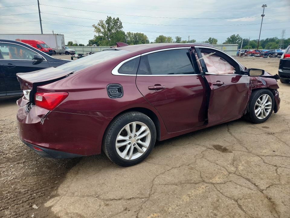 Photo 3 from auction – 2016 CHEVROLET MALIBU with VIN 1G1ZE5ST3GF321303