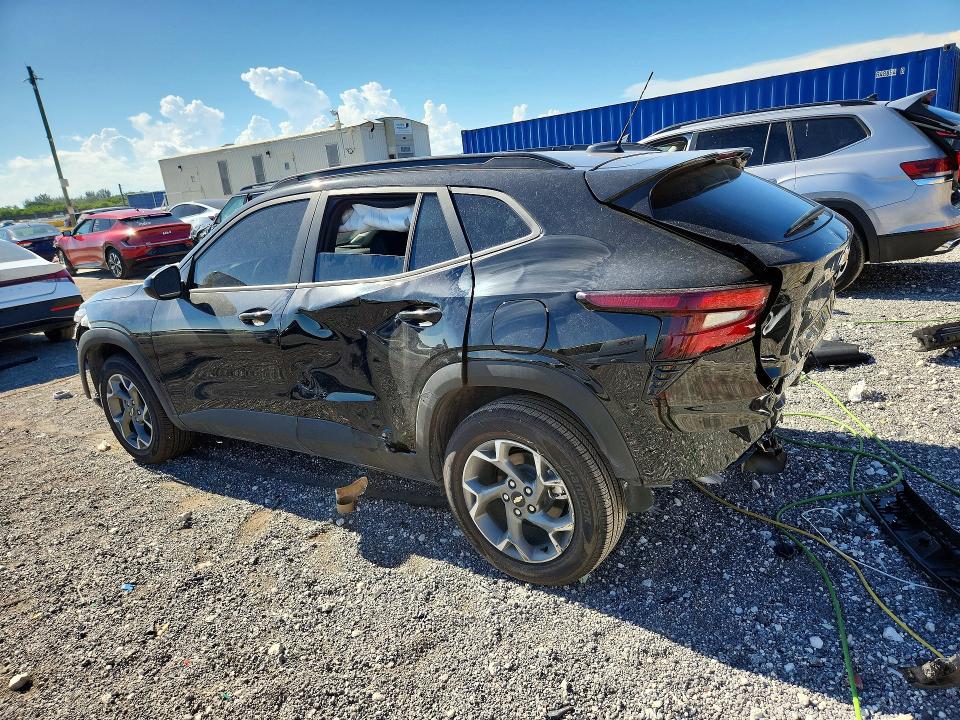 Photo 2 from auction – 2026 CHEVROLET TRAX with VIN KL77LHEP1TC087496
