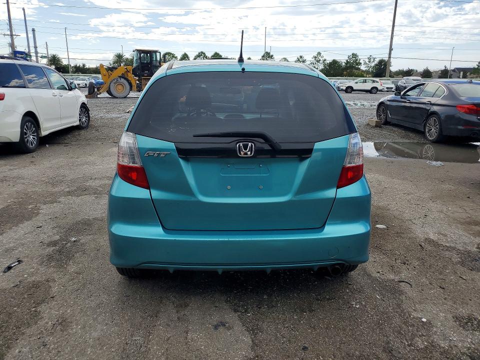 Zdjęcie 6 z aukcji – 2012 HONDA FIT z VIN JHMGE8H38CC031818