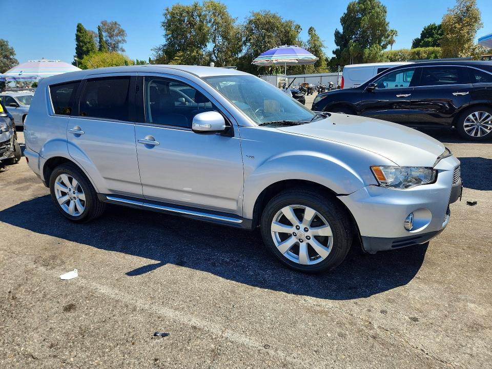 Photo 4 from auction – 2013 MITSUBISHI OUTLANDER with VIN JA4JS4AX2DU001113