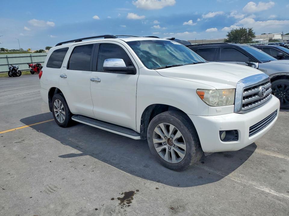 Photo 4 from auction – 2016 TOYOTA SEQUOIA with VIN 5TDKY5G13GS064120