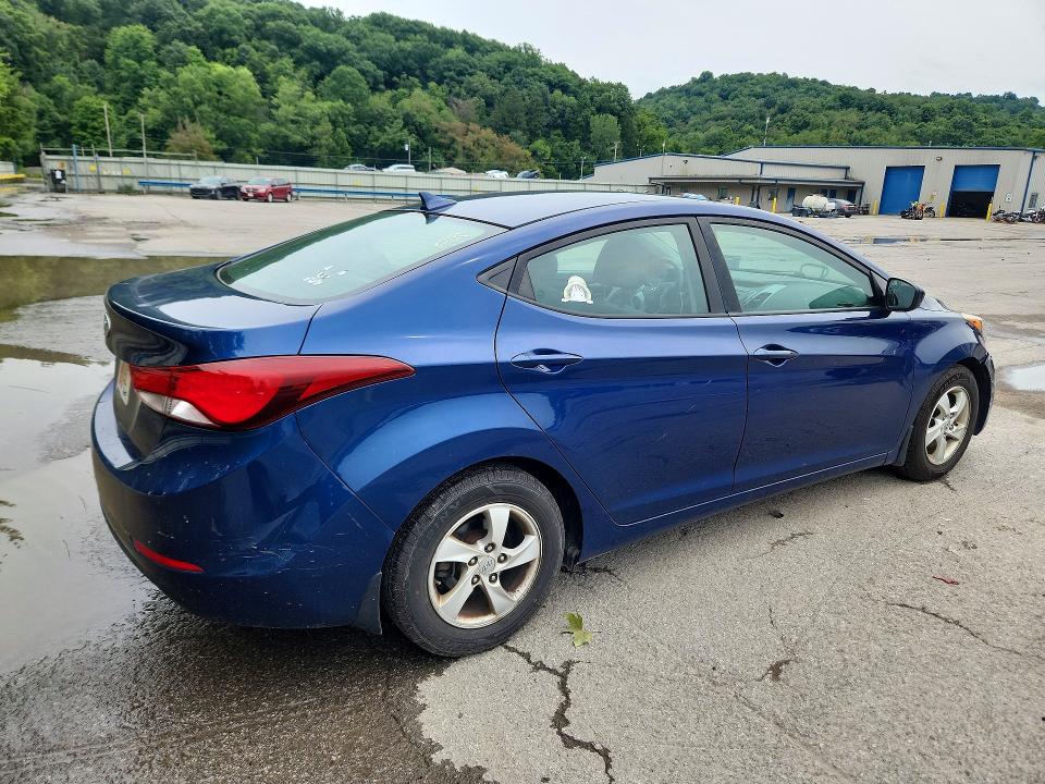 Photo 3 from auction – 2015 HYUNDAI ELANTRA with VIN 5NPDH4AE2FH648835