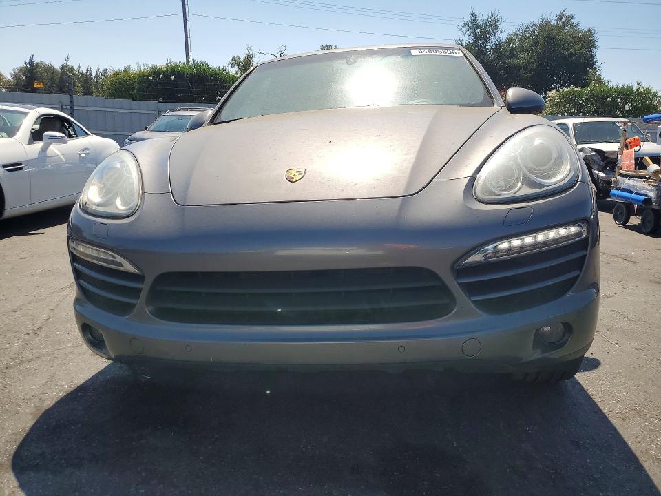 Photo 5 from auction – 2013 PORSCHE CAYENNE with VIN WP1AA2A24DLA10790