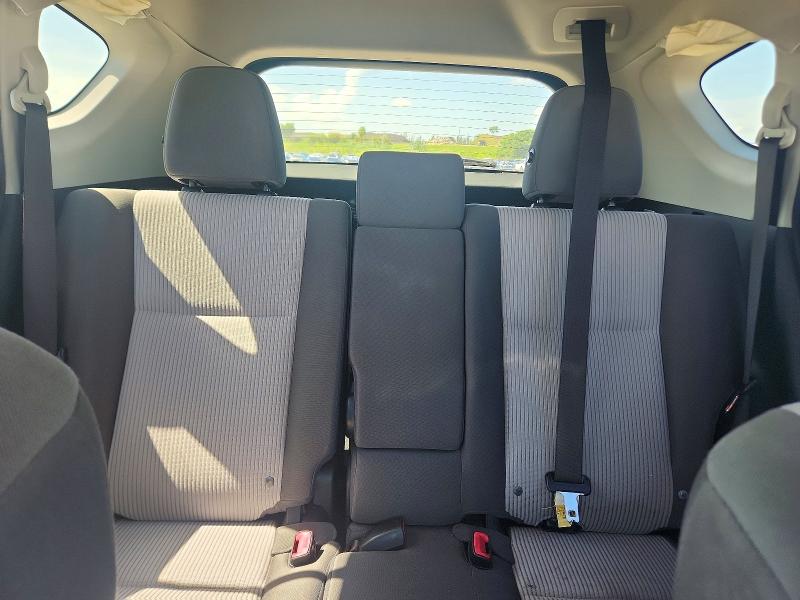 Photo 10 from auction – 2014 TOYOTA RAV4 with VIN JTMZFREV5EJ019045