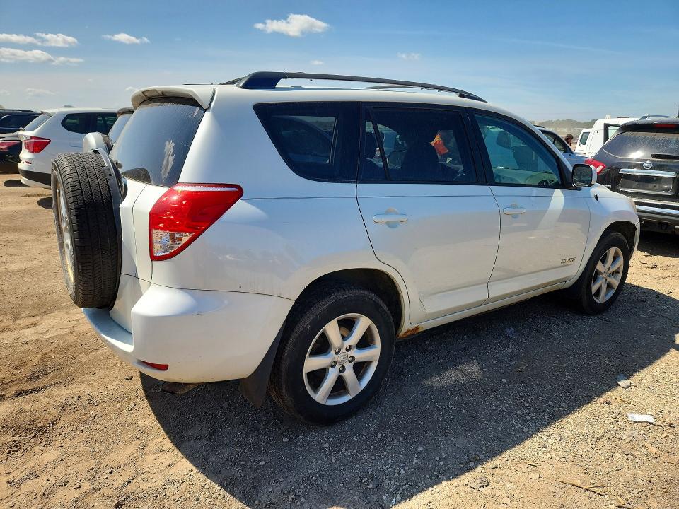 Photo 3 from auction – 2006 TOYOTA RAV4 with VIN JTMZD31V065009834