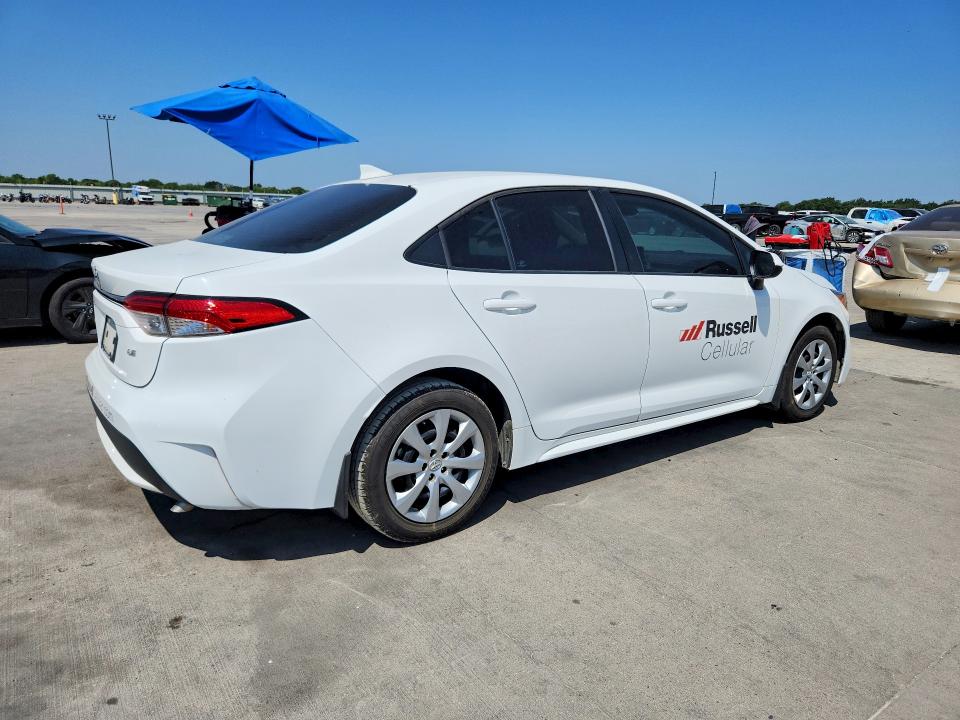 Photo 3 from auction – 2022 TOYOTA COROLLA with VIN 5YFEPMAE4NP338663