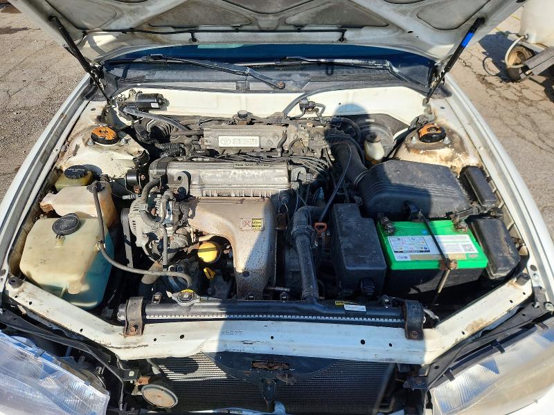 Photo 11 from auction – 1992 TOYOTA CAMRY with VIN 4T1SK12E4NU066998