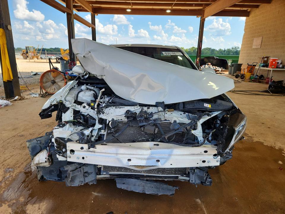 Photo 5 from auction – 2023 TOYOTA CAMRY with VIN 4T1T11AK4PU148554