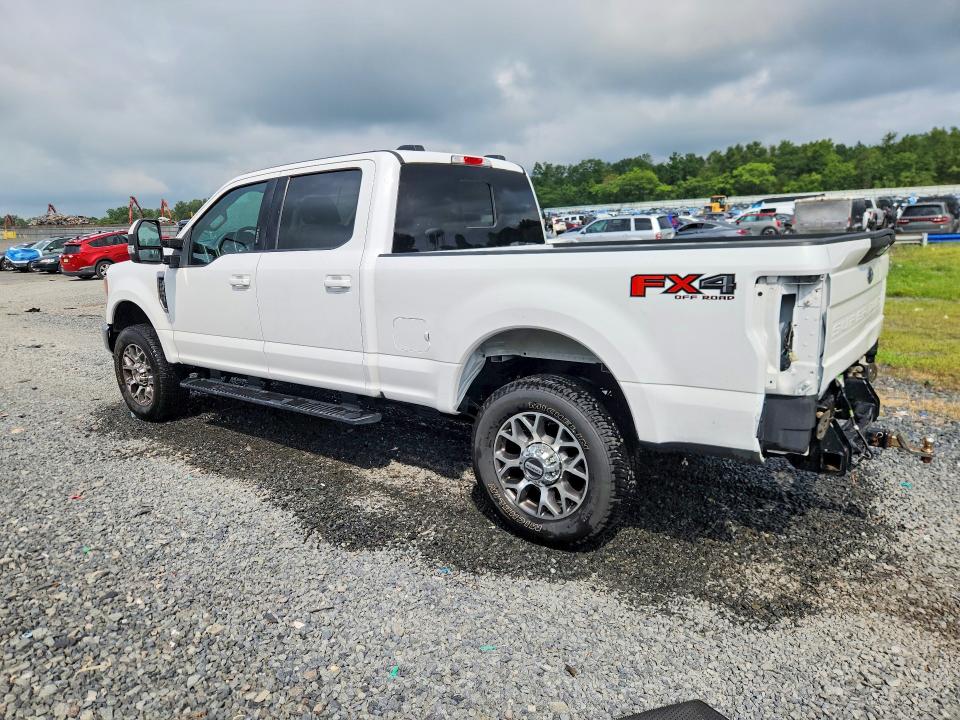 Photo 2 from auction – 2022 FORD F350 with VIN 1FT8W3BN5NED68034