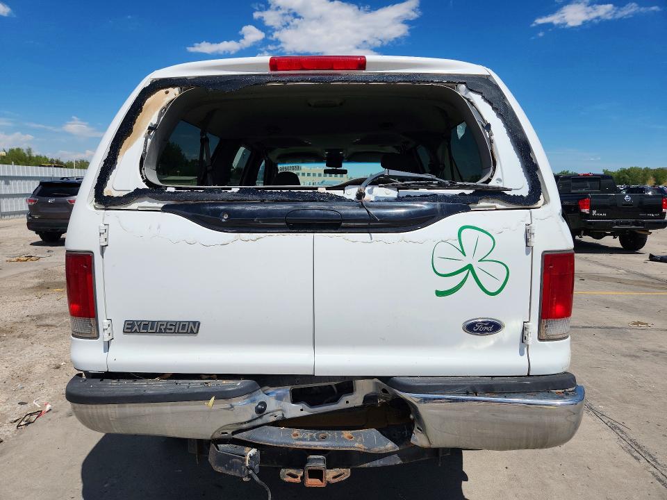 Photo 6 from auction – 2004 FORD EXCURSION with VIN 1FMSU41P44ED60392