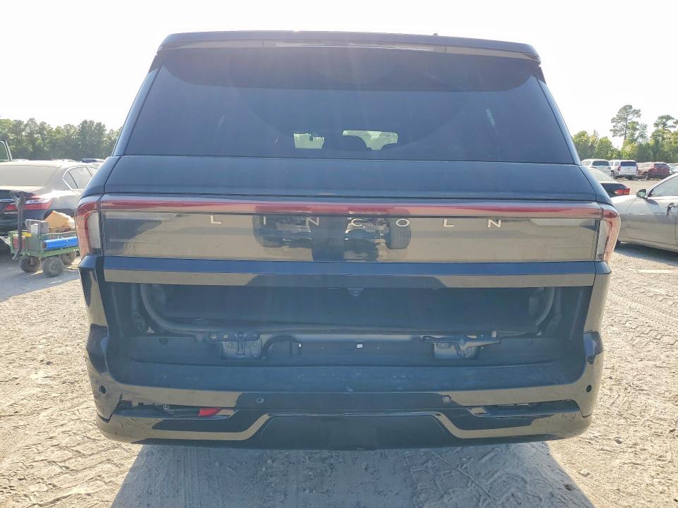 Photo 6 from auction – 2025 LINCOLN NAVIGATOR with VIN 5LMJJ2LG3SEL07862