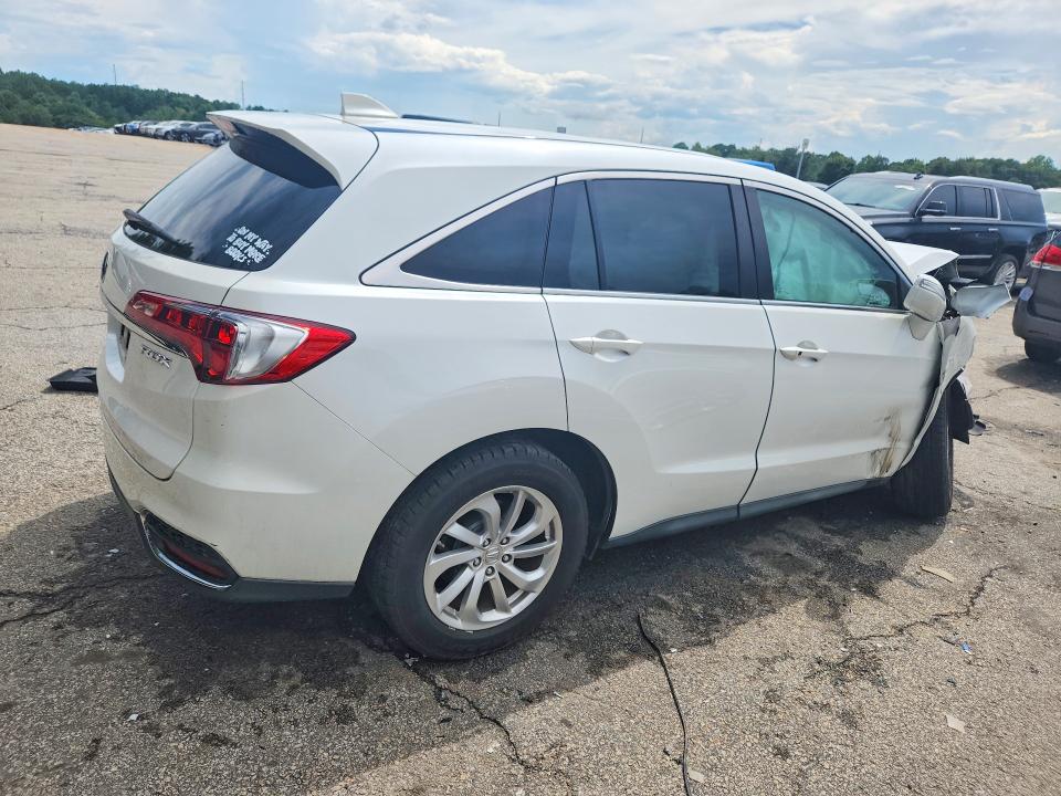 Photo 3 from auction – 2016 ACURA RDX with VIN 5J8TB3H31GL012241