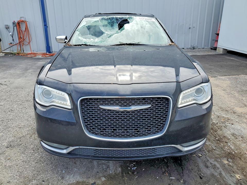 Photo 5 from auction – 2017 CHRYSLER 300C with VIN 2C3CCAEG1HH662620