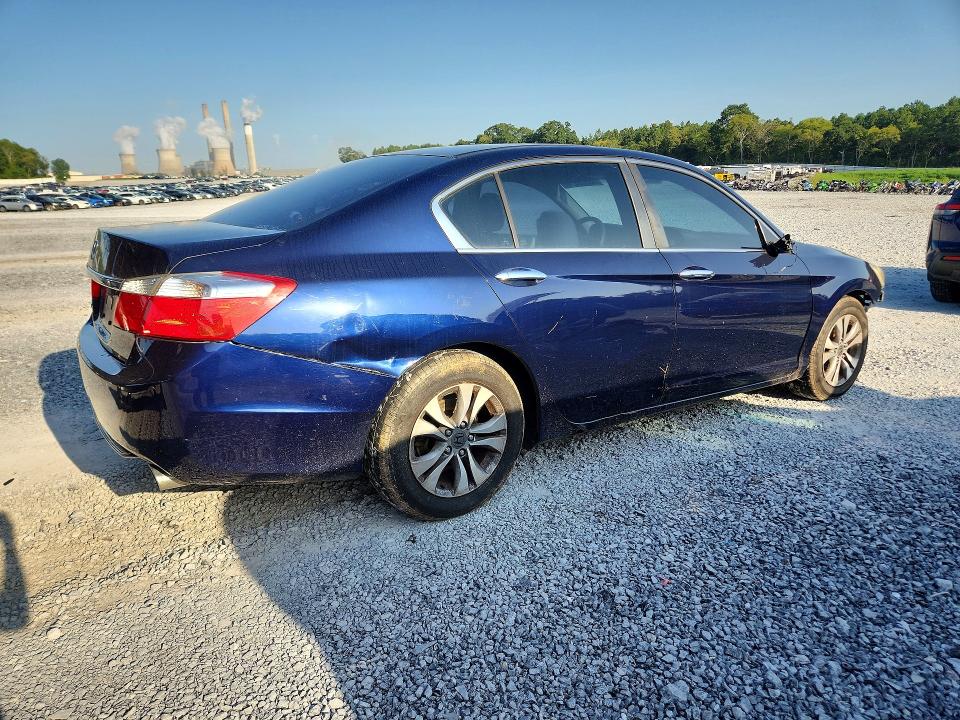 Photo 3 from auction – 2014 HONDA ACCORD with VIN 1HGCR2F32EA083045